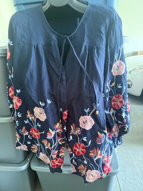 Embroidered Navy Floral Peasant Blouse mp1